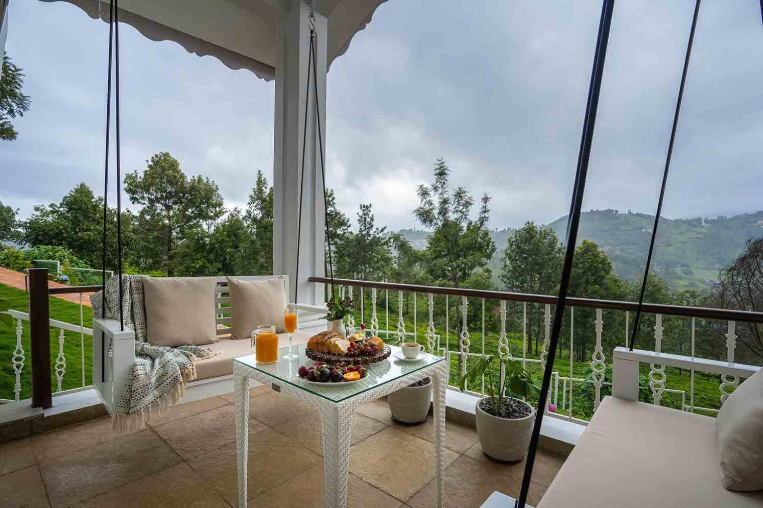 Lohonostays Villa Lansdowne Кунур Екстериор снимка